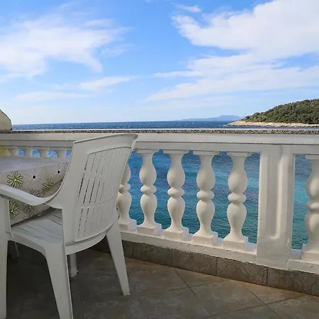 Milna 12244b Apartment Hvar Town